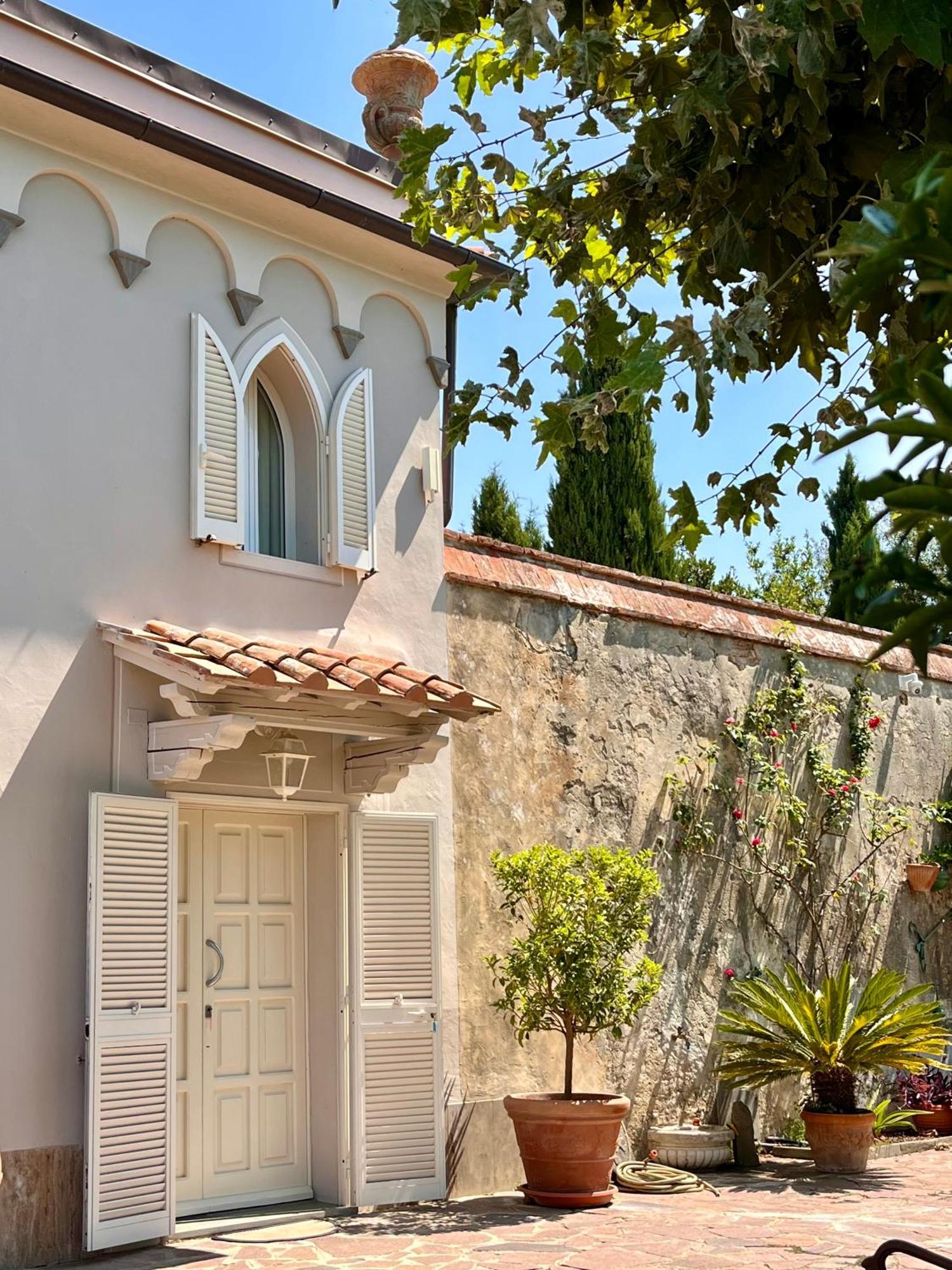 Ninfeo Dell' Arancera Bed & Breakfast Calci Exterior photo
